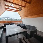 아파트 Enklawa Polany, Sun & Snow 코스실리스코